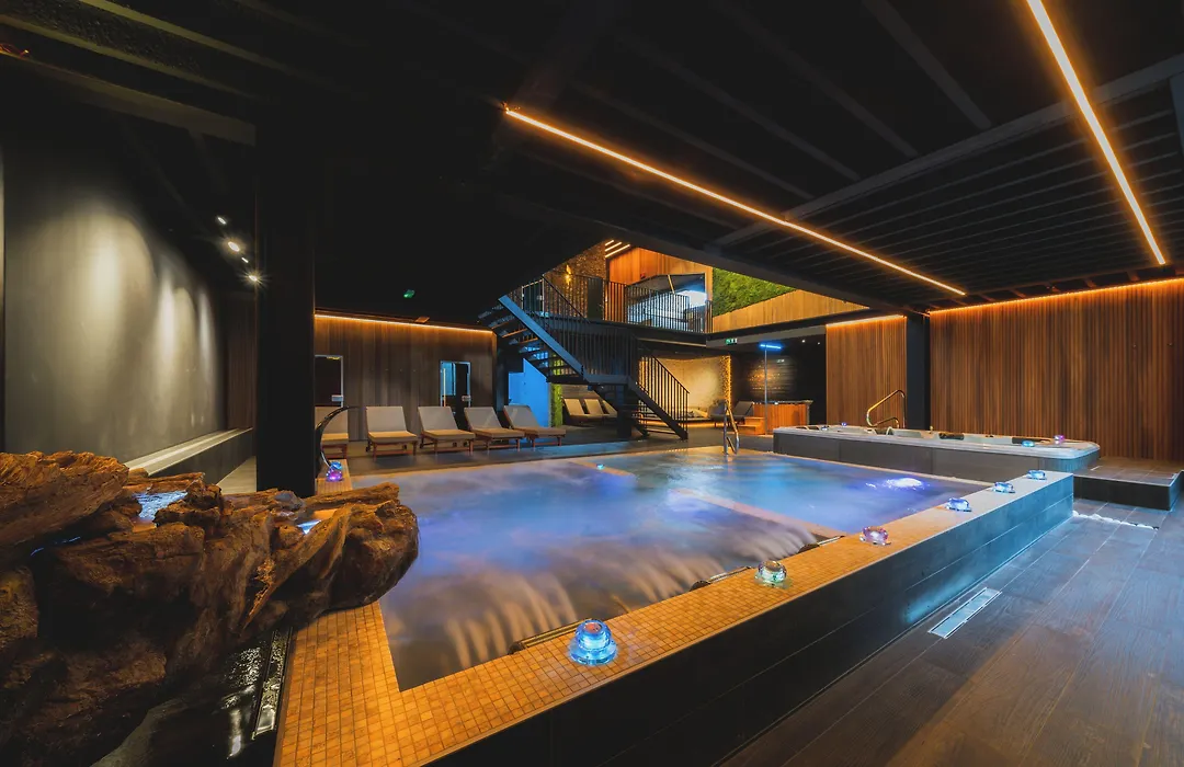 Hotel & Wellness Royal Astrid-1
