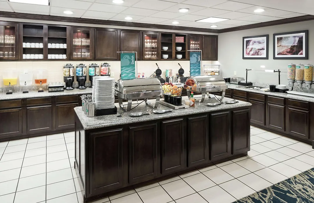 Homewood Suites By Hilton Cedar Rapids-North-1