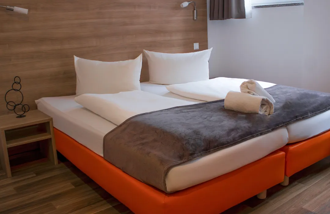 Orange Hotel und Apartments-1