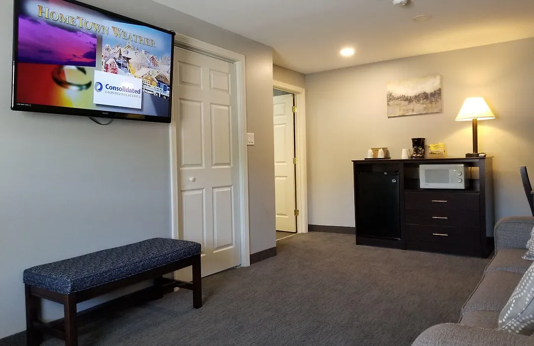 Mt. Madison Inn & Suites-1