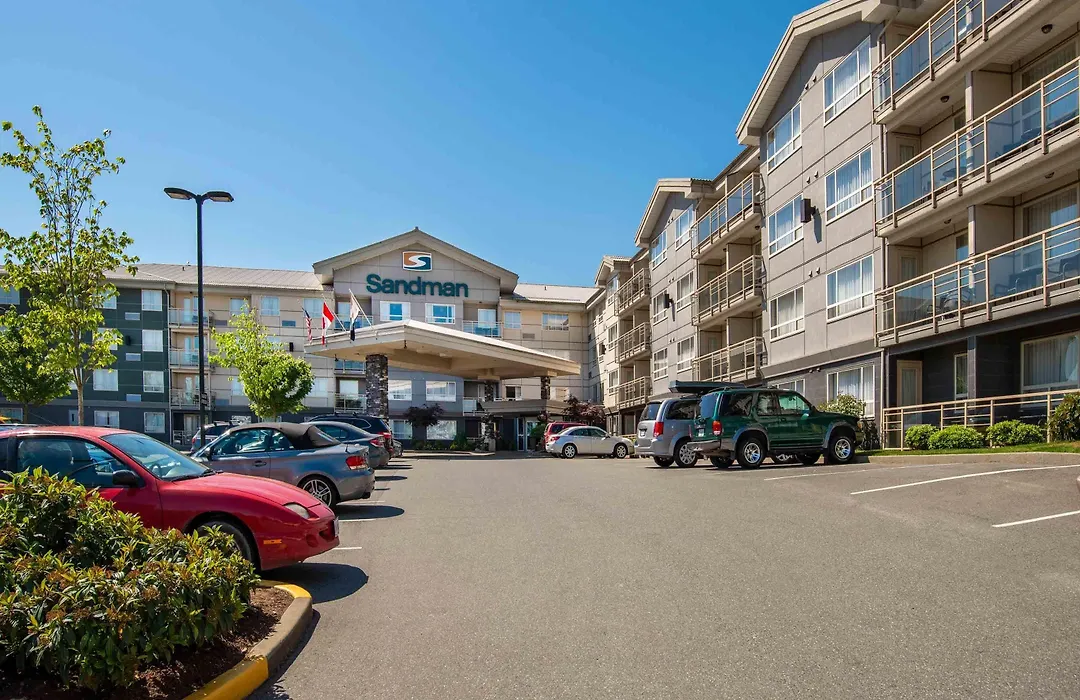 Sandman Hotel And Suites Abbotsford-1