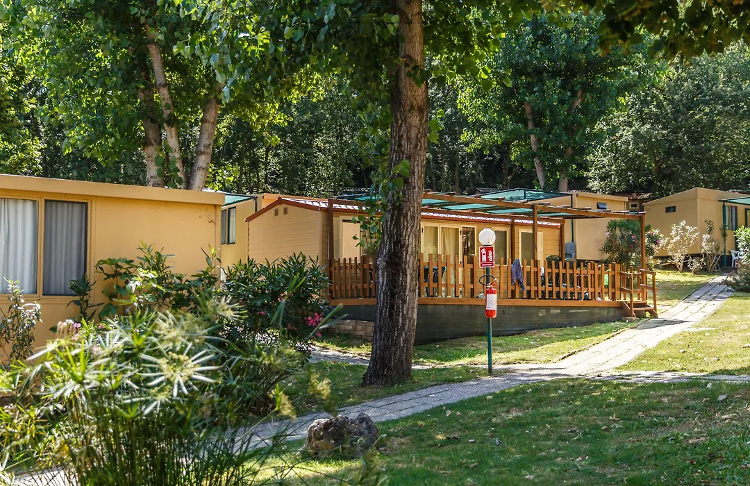 Hu I Pini Village-1