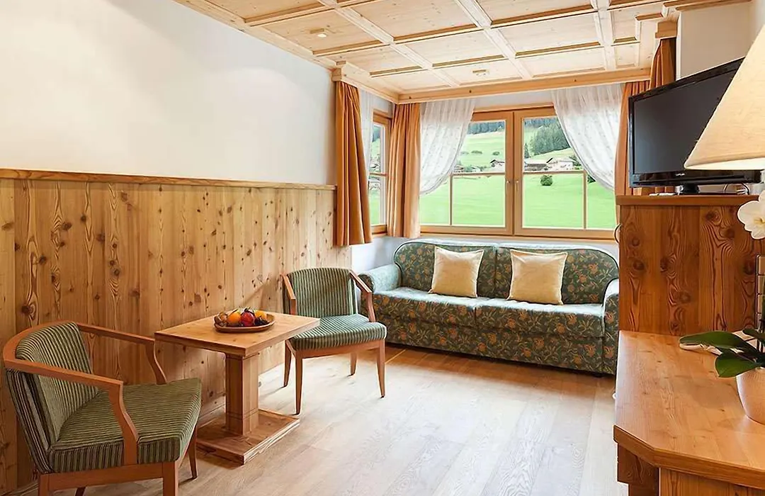 Hotel Chalet Tianes - Alpine Relax-1