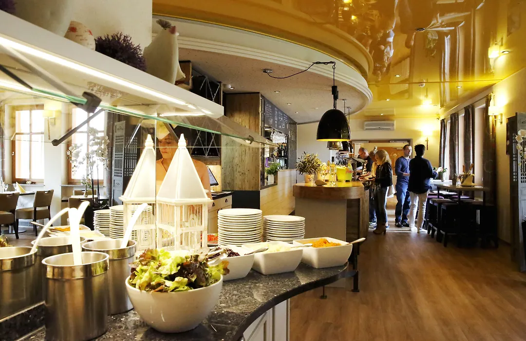 Pfalzhotel Asselheim-1