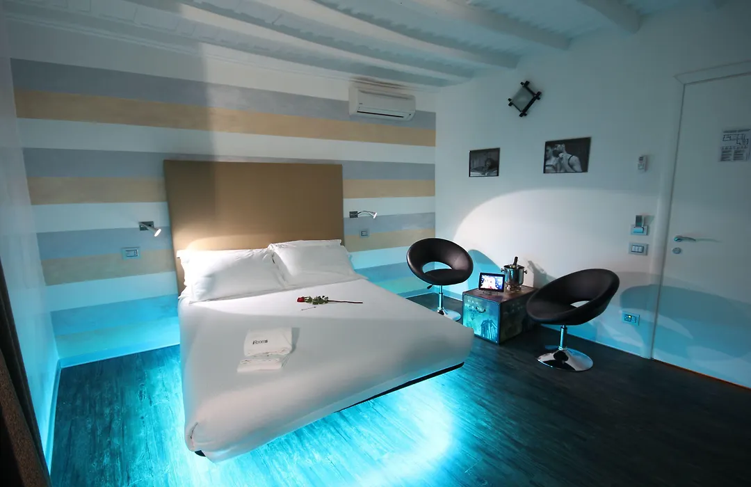Irooms - Spanish Steps-1
