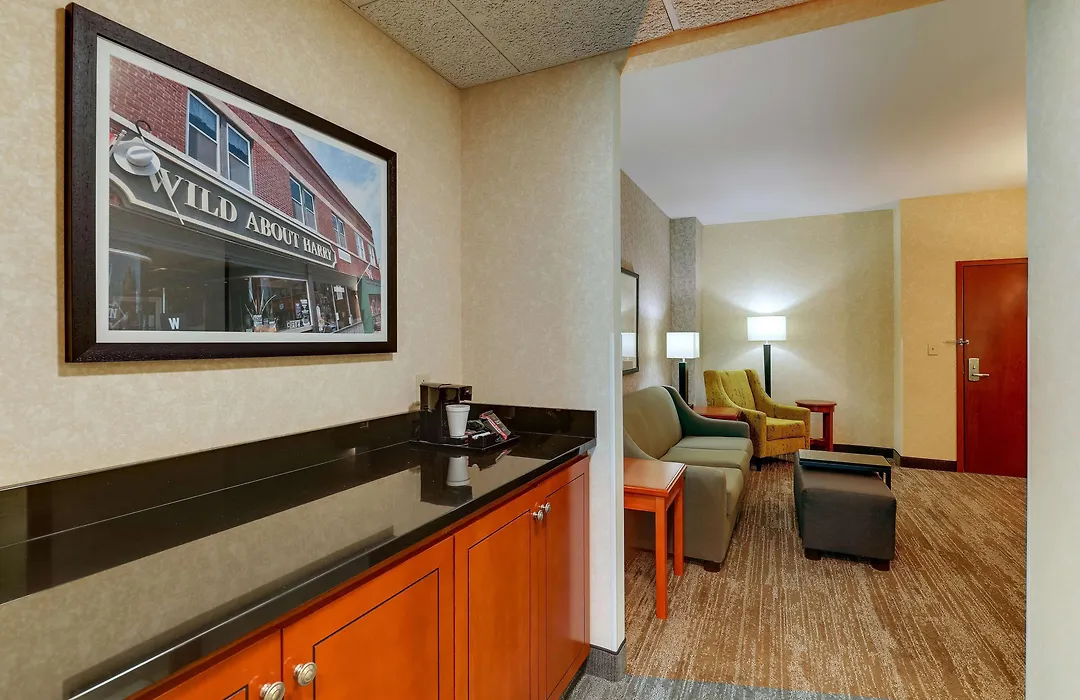 Drury Inn & Suites Independence Kansas City-1
