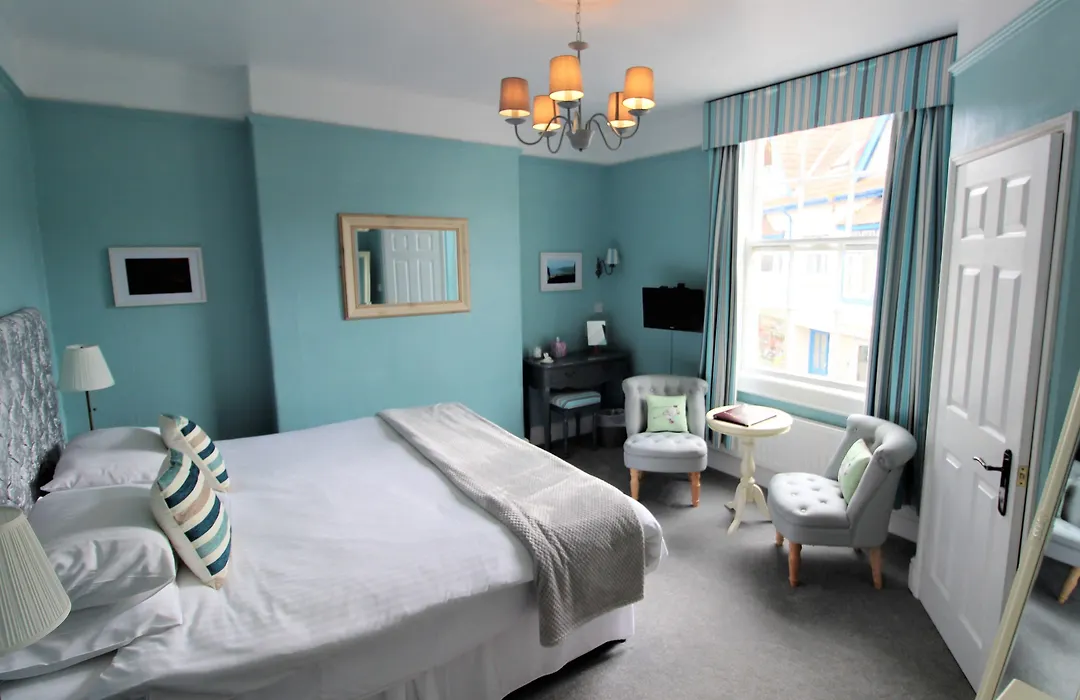 The Lorna Doone Hotel-1