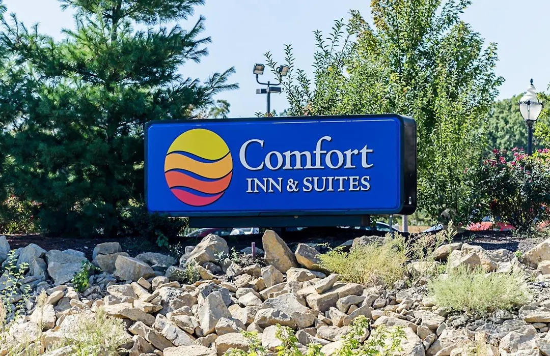 Comfort Inn & Suites Lawrence - University Area-1