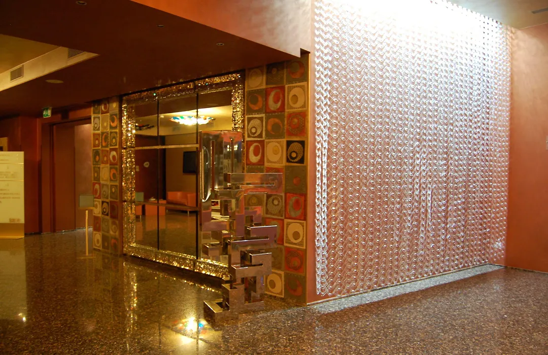 Base Hotel-1