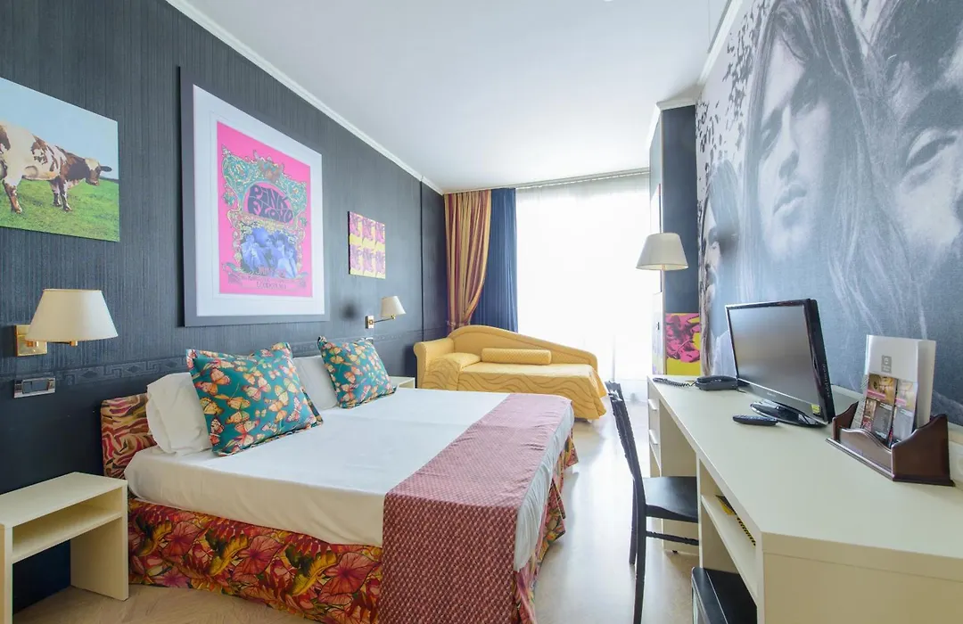 Admiral Art Hotel-1
