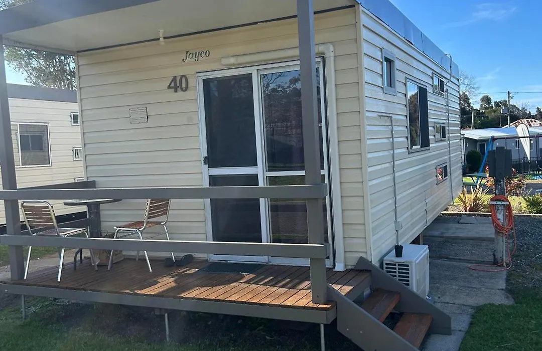 Batemans Bay Holiday Park & Hostel-1