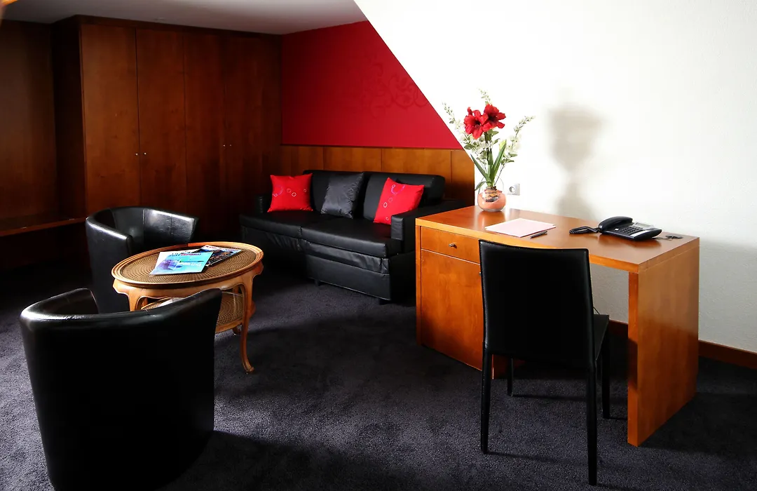 Hotel Au Nid De Cigognes-1