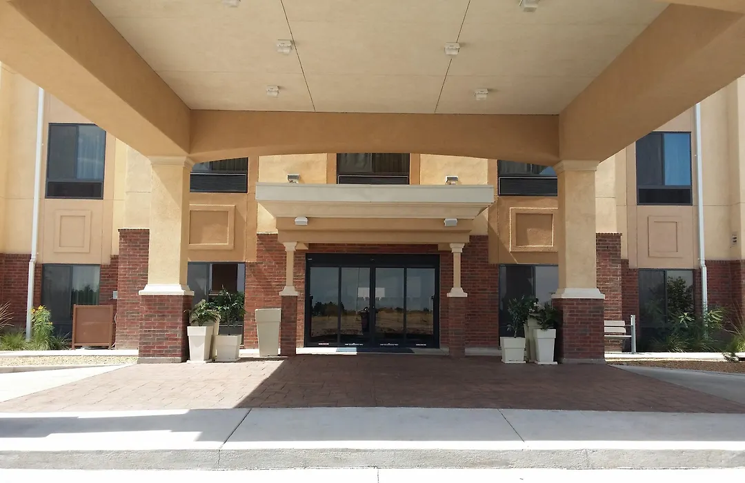 Holiday Inn Express & Suites Deming Mimbres Valley By Ihg-1