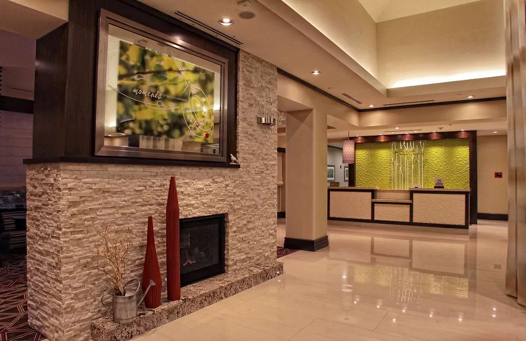 Hilton Garden Inn Victoria-1