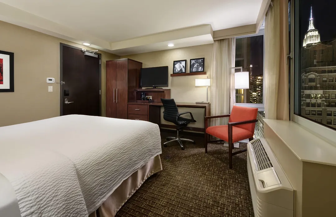 Courtyard By Marriott Times Square West-1