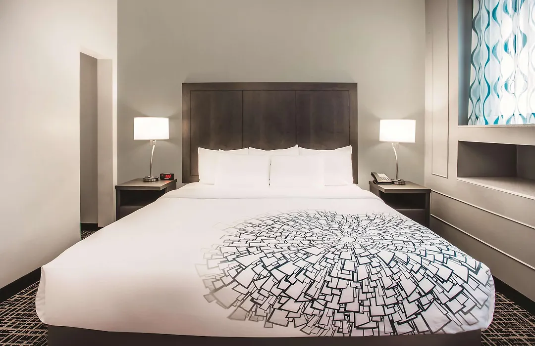 La Quinta By Wyndham Inner Harbor Downtown-1