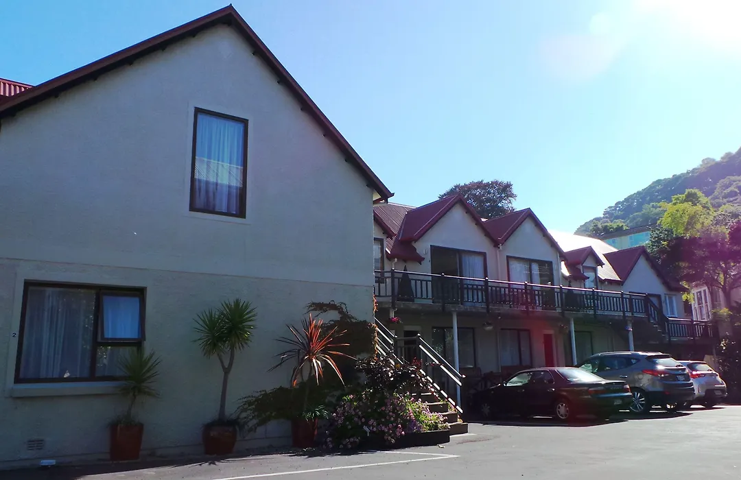 Owens Motel-1