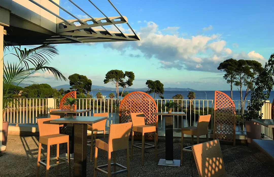 Hotel Club Le Plein Sud Vacances Bleues-1