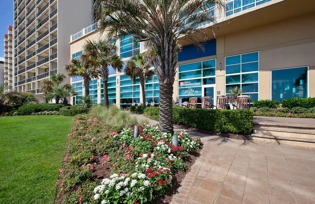 Hilton Garden Inn Virginia Beach Oceanfront-1