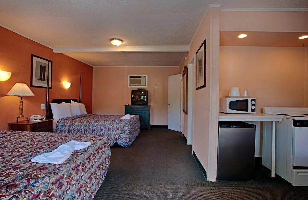 Economy Motel Inn And Suites Somers Point-1