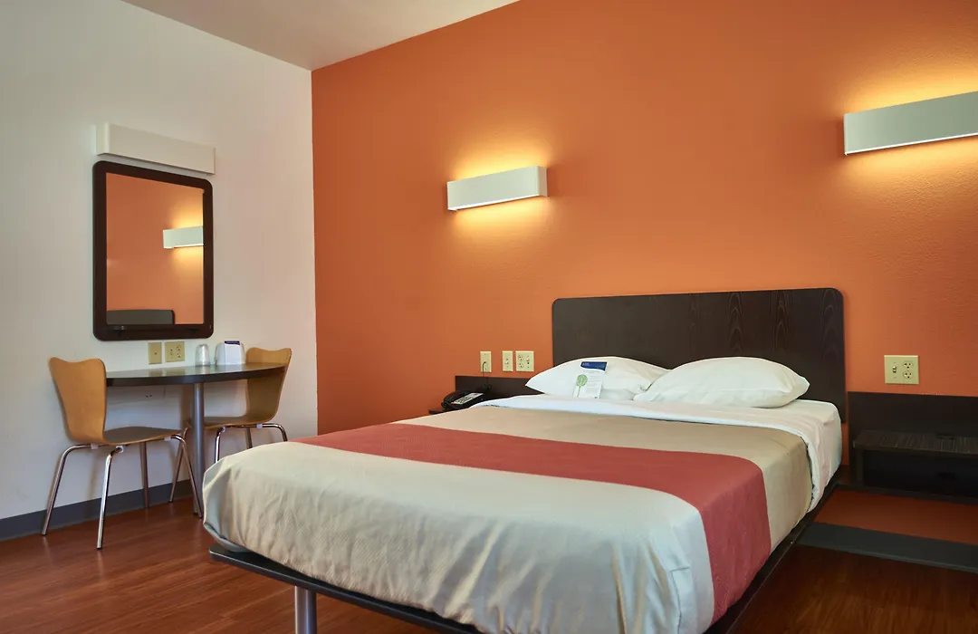 Motel 6 Wilkes Barre Arena-1