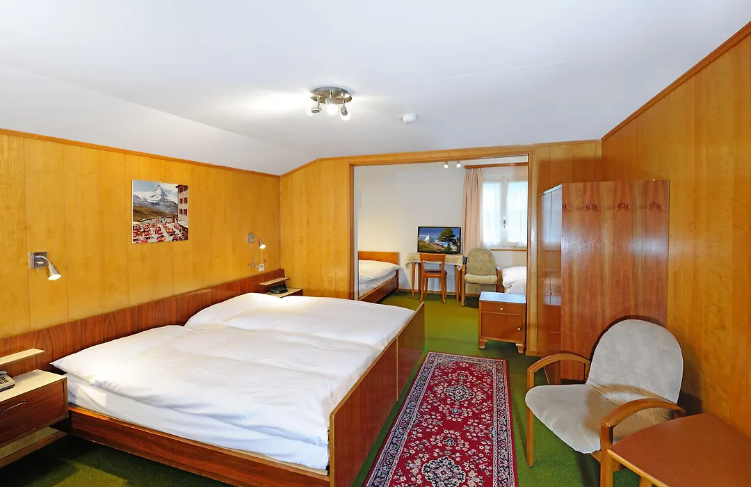Hotel Alphubel-1