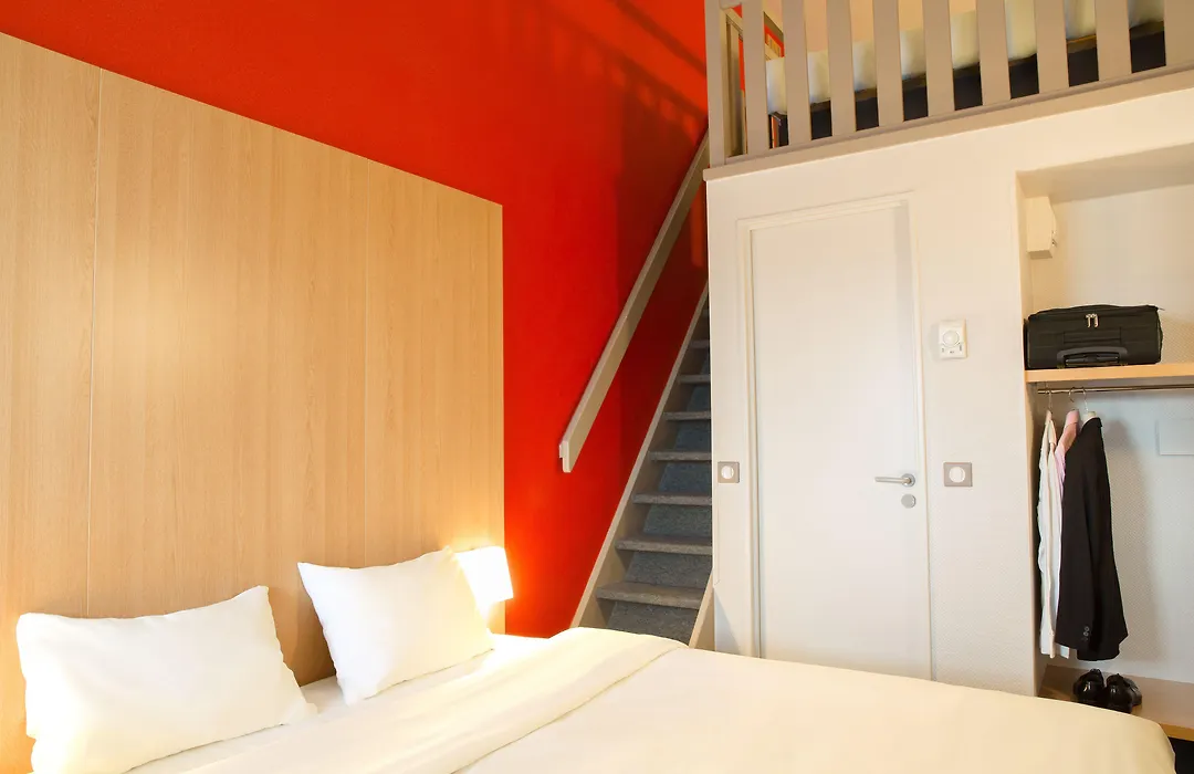 B&B HOTEL Montpellier 2-1