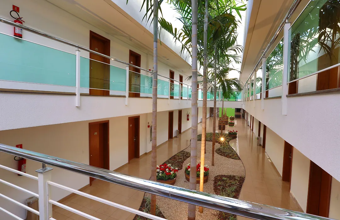 Garden Hotel-1