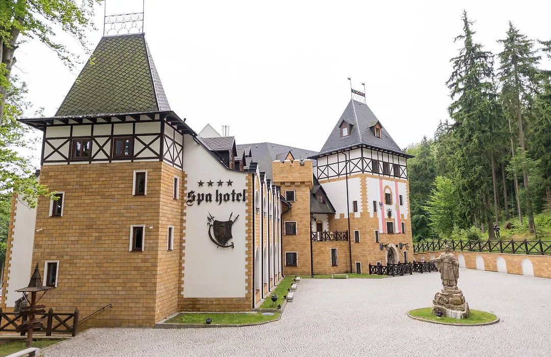 Zámek Lužec Spa&Wellness Resort-1