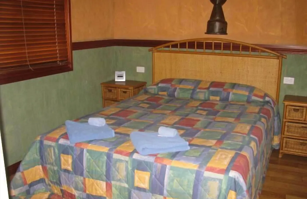Ivanhoe Village Caravan Resort-1