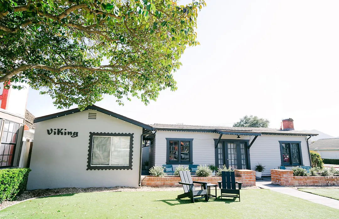 Viking Inn-1