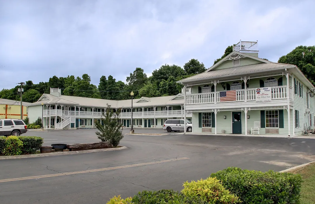 Key West Inn - Lafayette-1