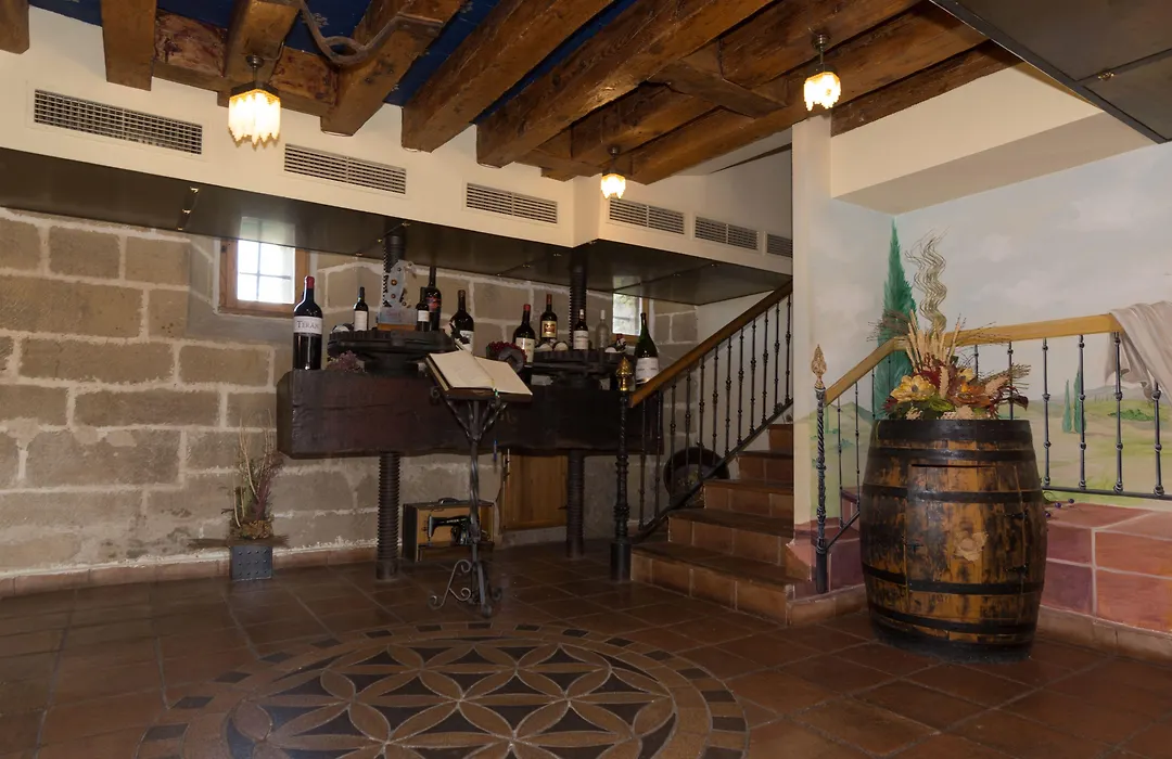 Hospedería Señorío de Casalarreina-1