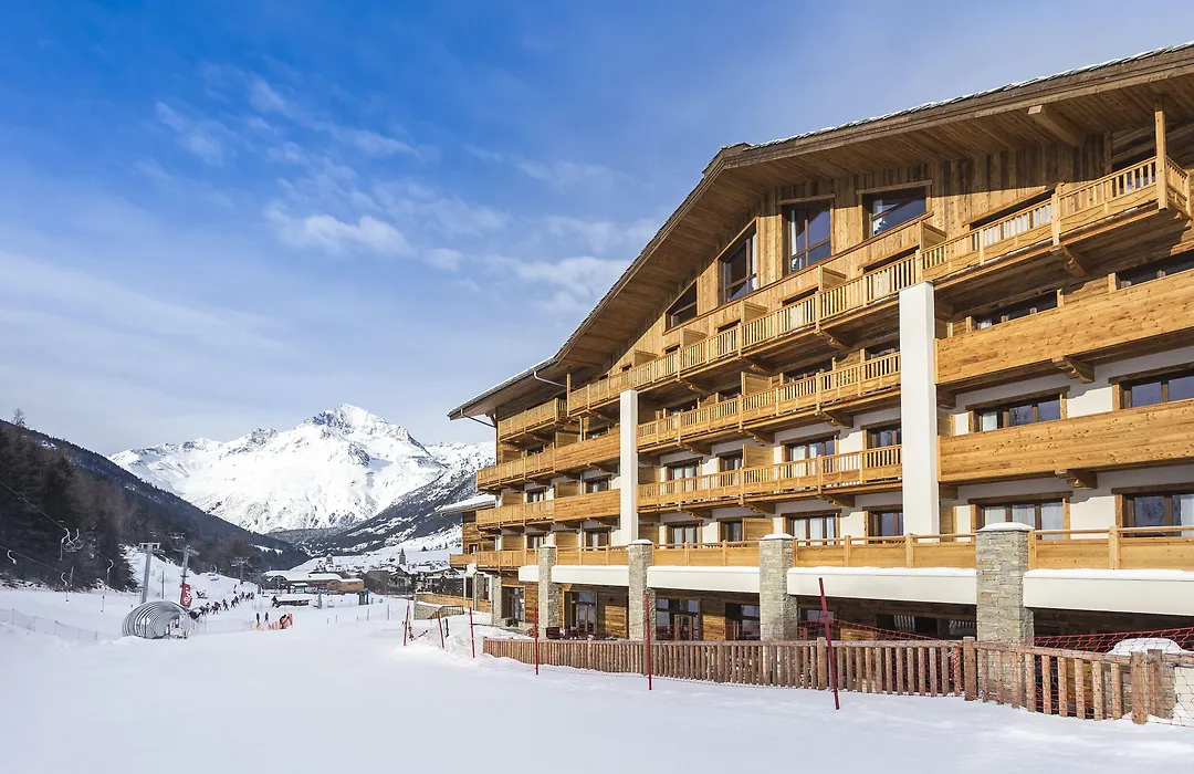 Hotel Saint Charles Val Cenis-1