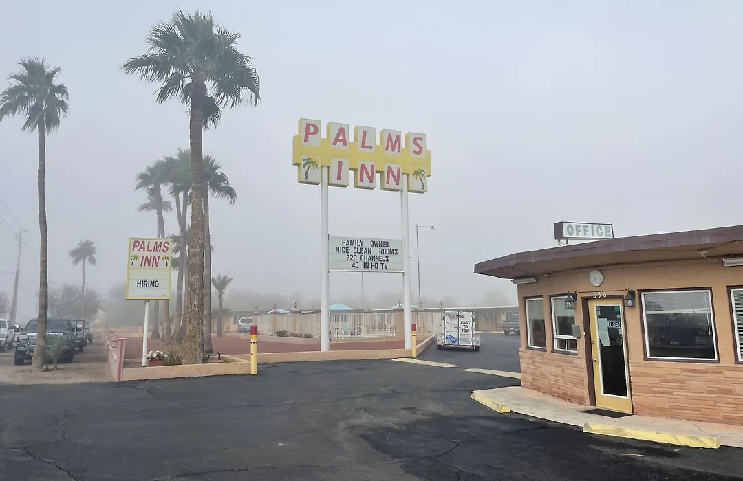 Palms Inn-1