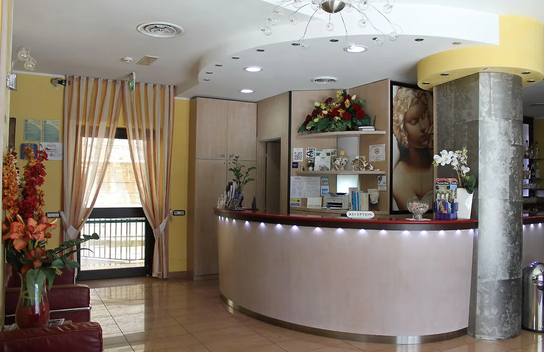 Hotel Cristal Eboli-1