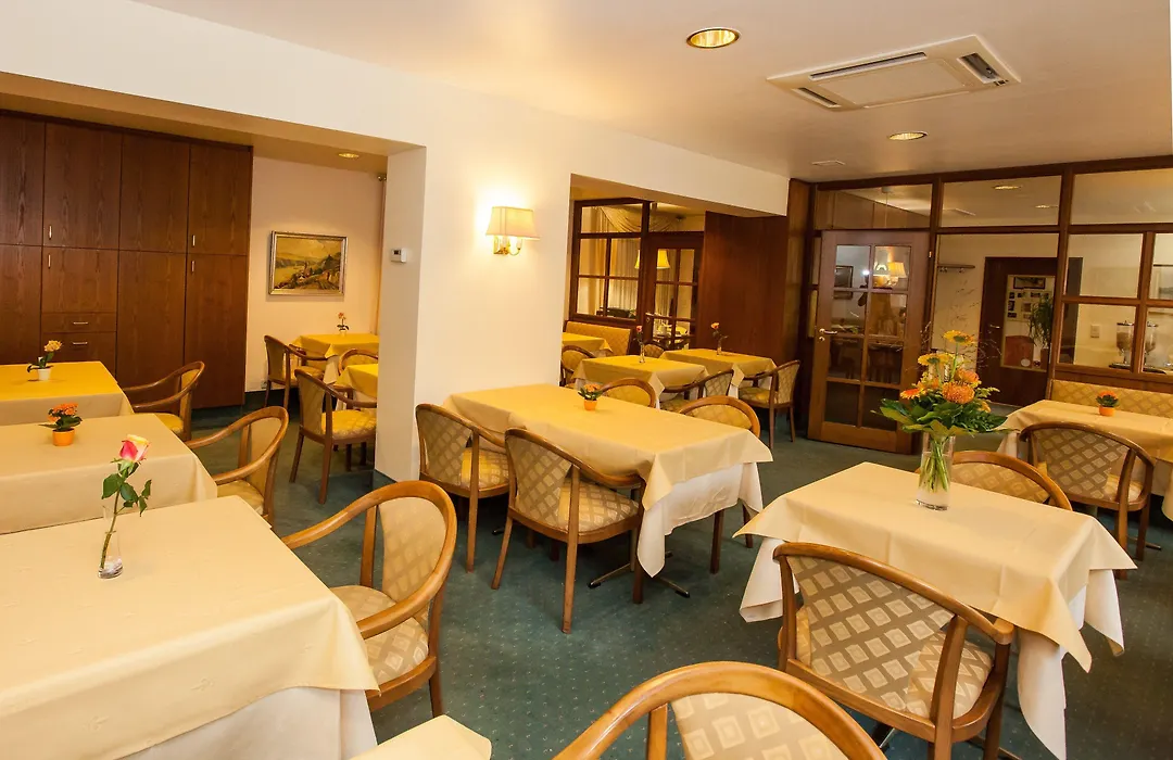 Hotel Garni Günther-1