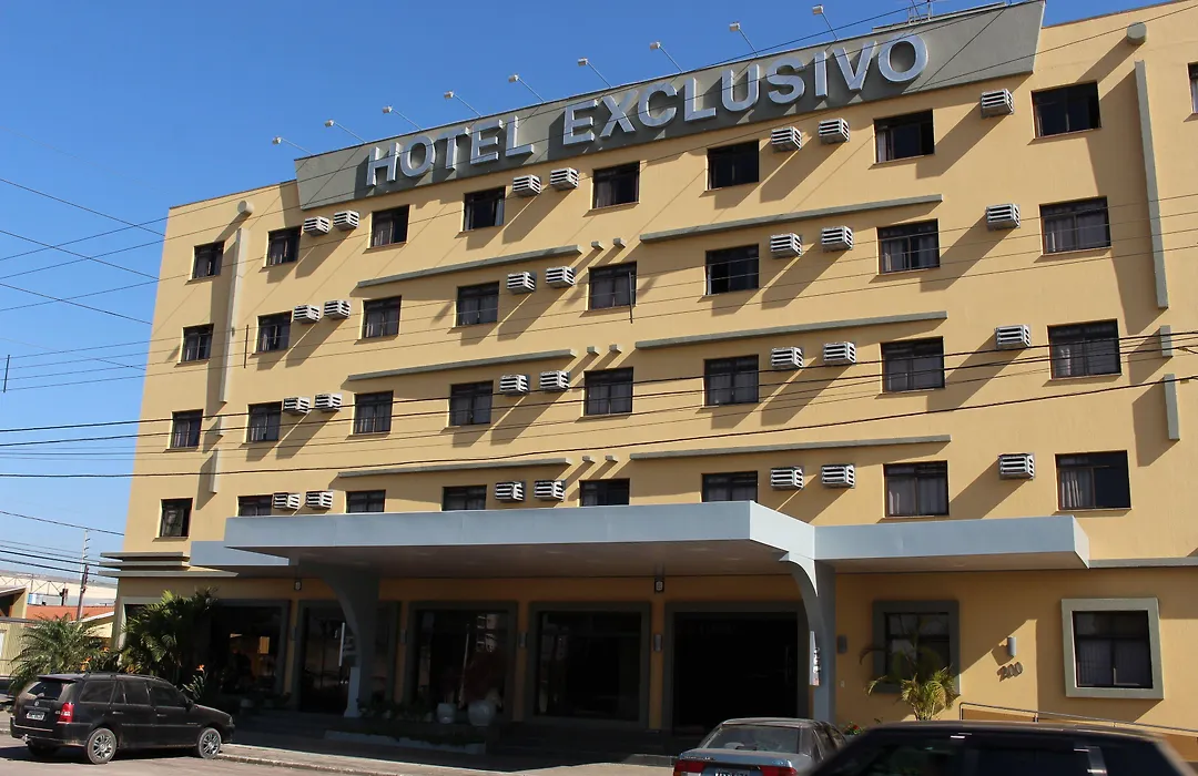 Hotel Exclusivo-1