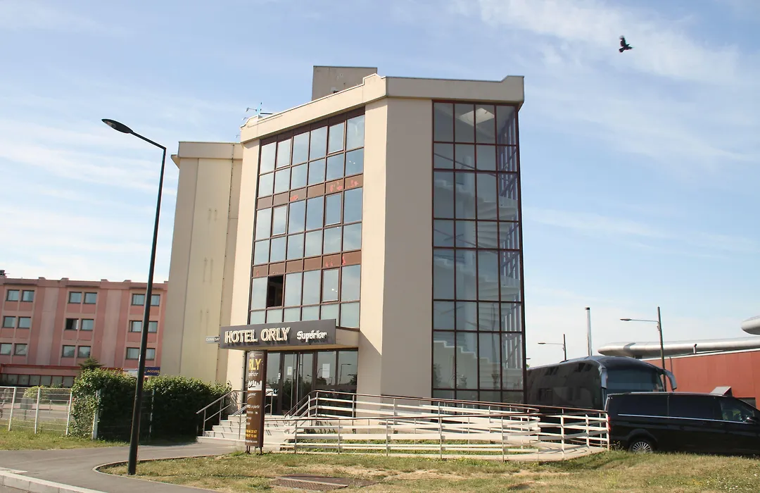 Orly Superior Hotel-1