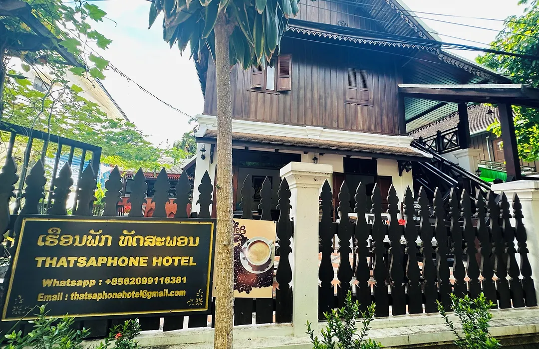 Thatsaphone Hotel-1