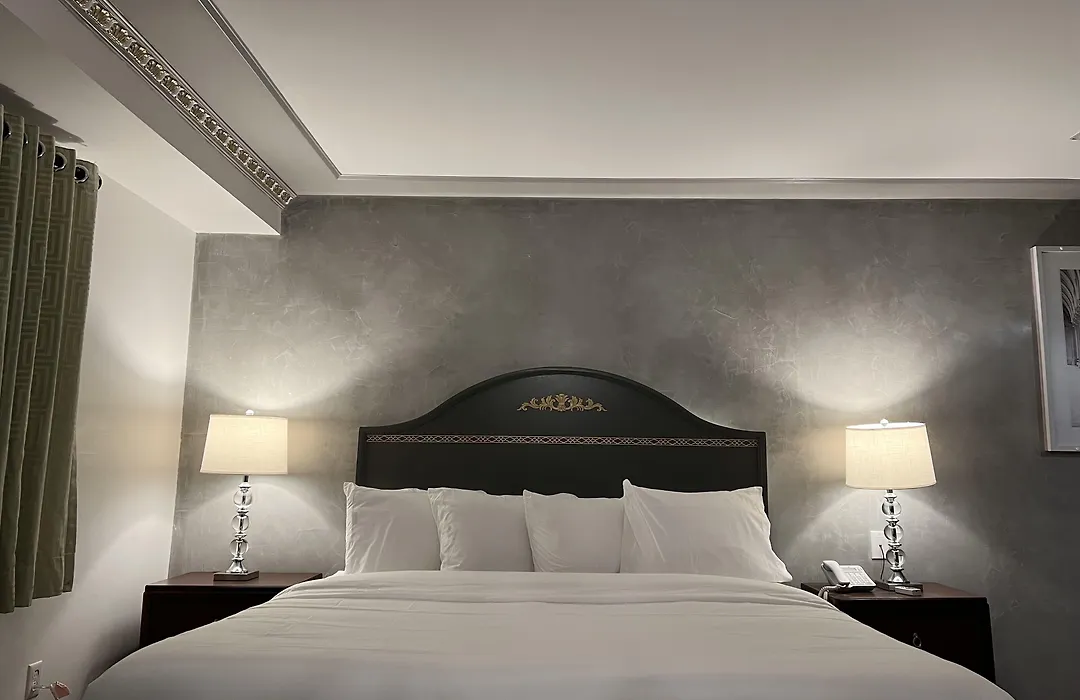 Chateau Suites-1