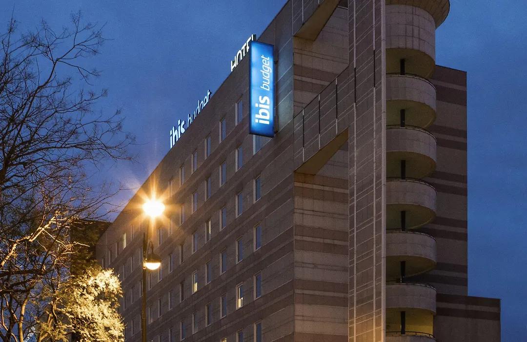 Ibis Budget Paris Porte De Montmartre-1