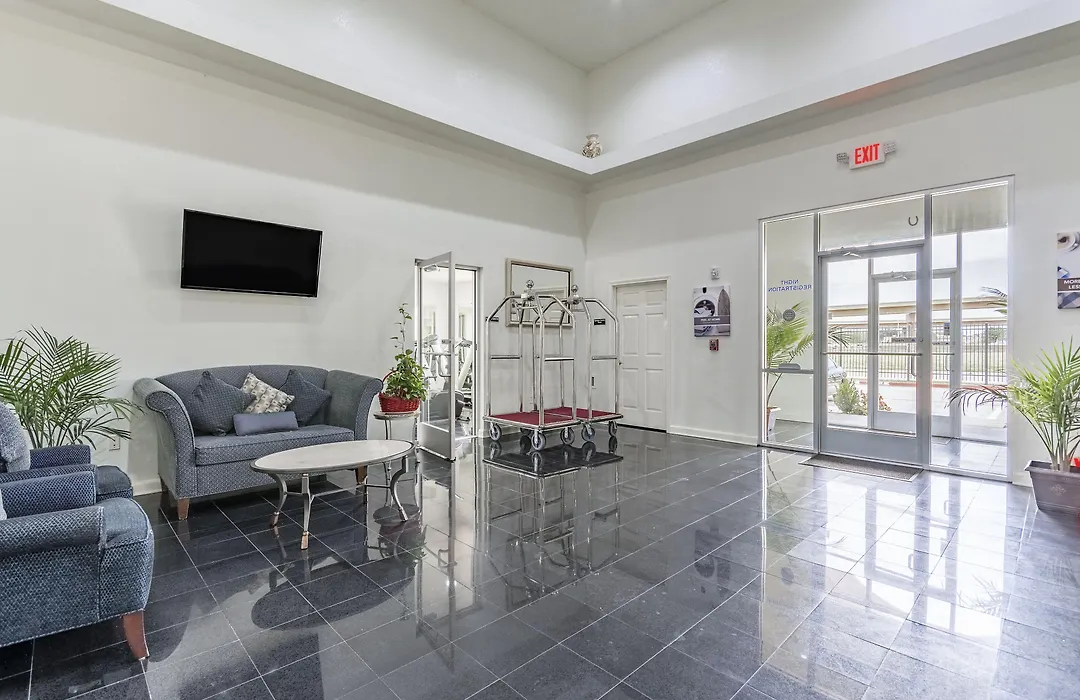 Studio 6 Dallas, Tx-1