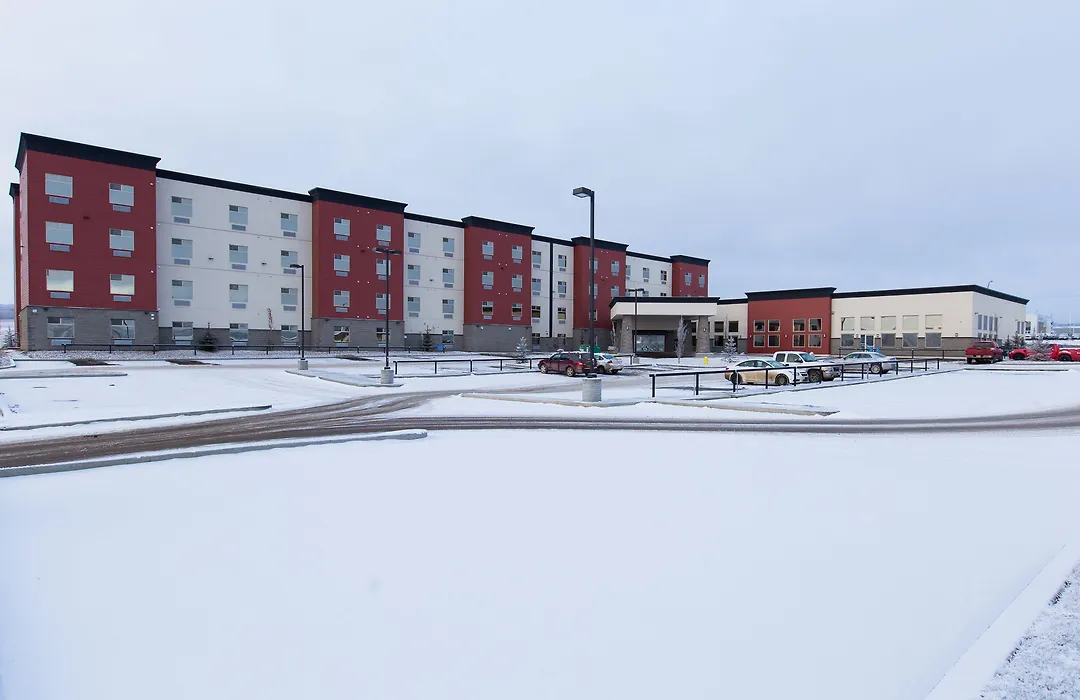 Chateau Nova Peace River-1