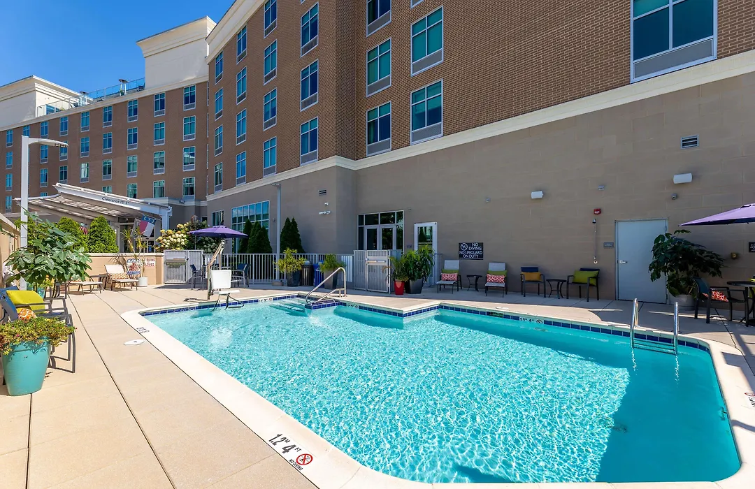 Hilton Garden Inn Asheville Downtown-1