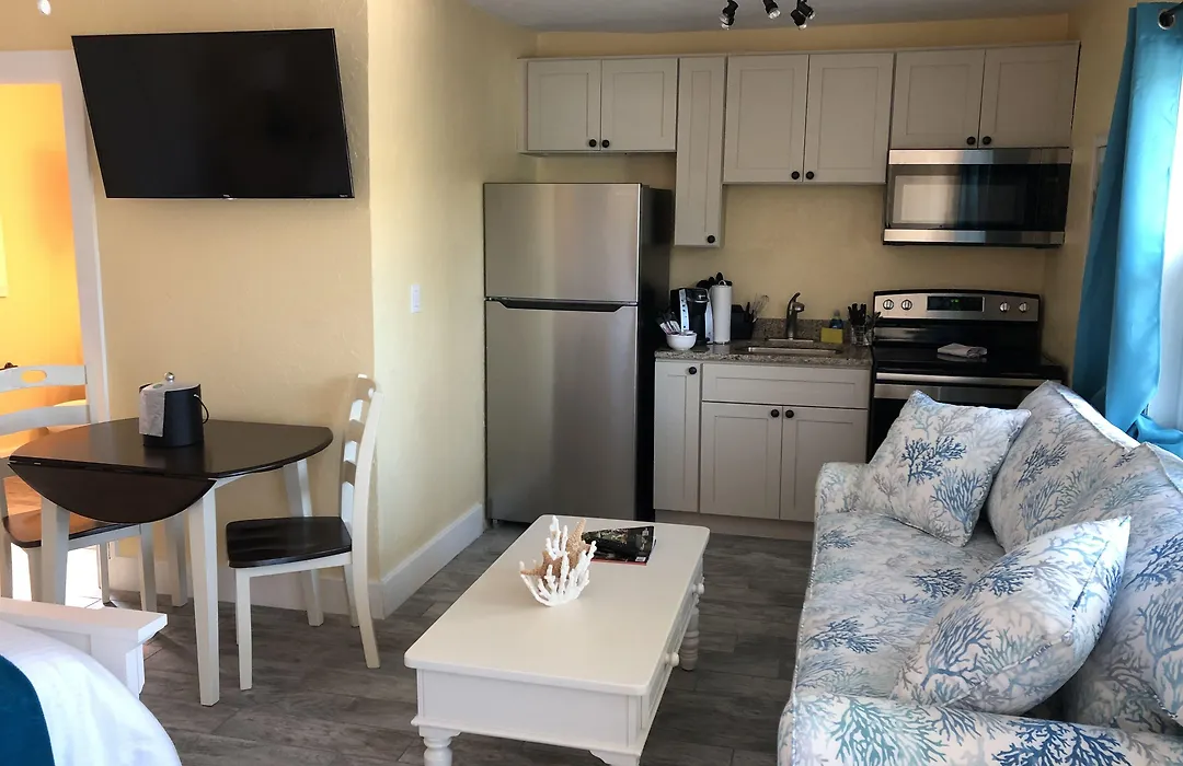 Siesta Key Palms Resort-1