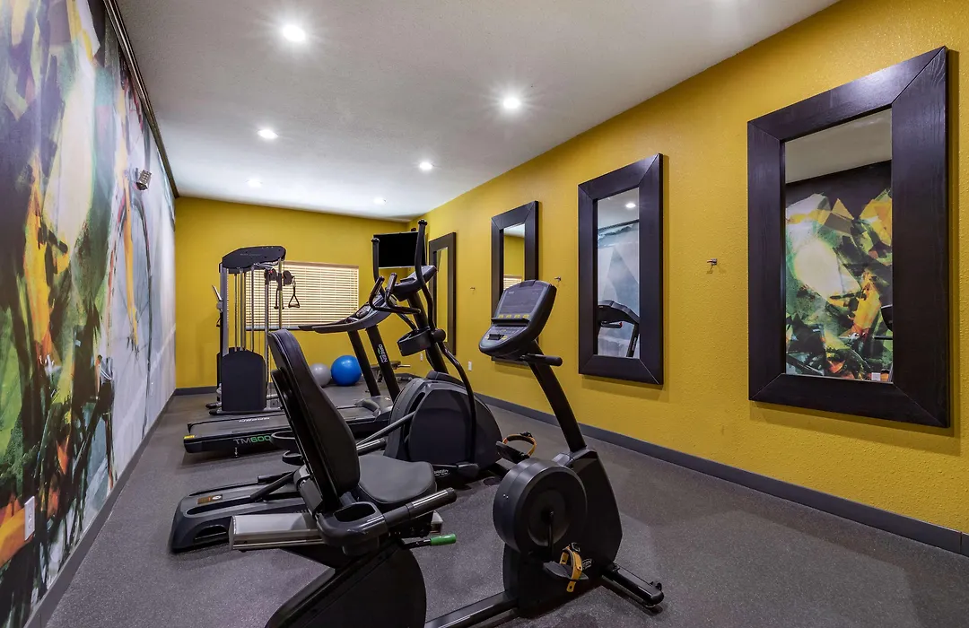 Best Western Plus Big Lake Inn-1