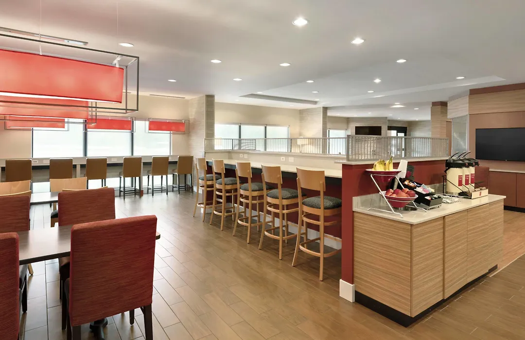 Towneplace Suites By Marriott Pittsburgh Airport/Robinson Township-1