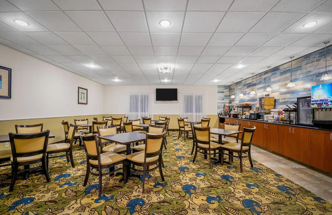 La Quinta By Wyndham Stonington-Mystic Area-1