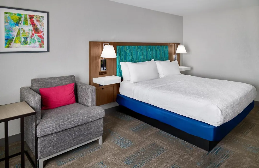 Hampton Inn Kansas City The Legends-1